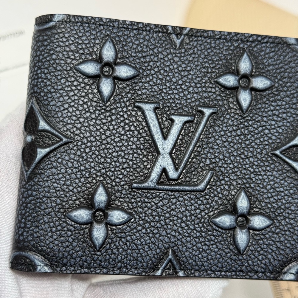 Louis Vuitton Monogram Faded debossed Leather Black Slender Wallet - Picture 6 of 7